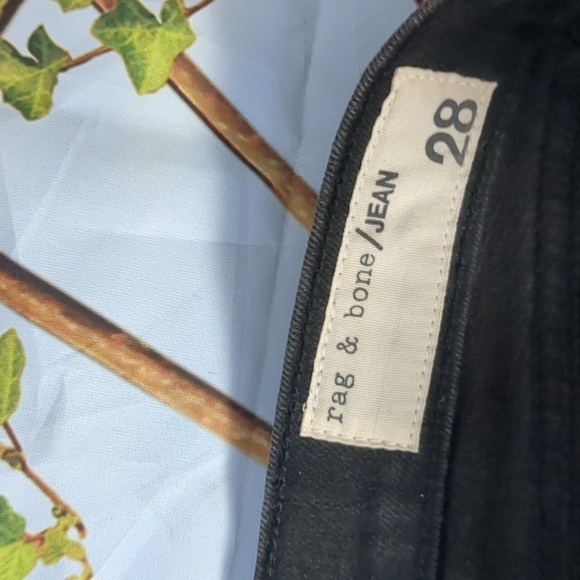 RAG & bone black distressed skinny jeans size 28 - Picture 5 of 7